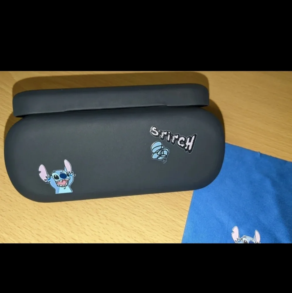 Stitch eye glasses case
